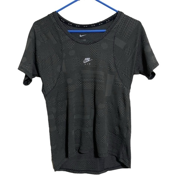 Nike dri-fit Running  t-shirt in black womens size M - Picture 1 of 7